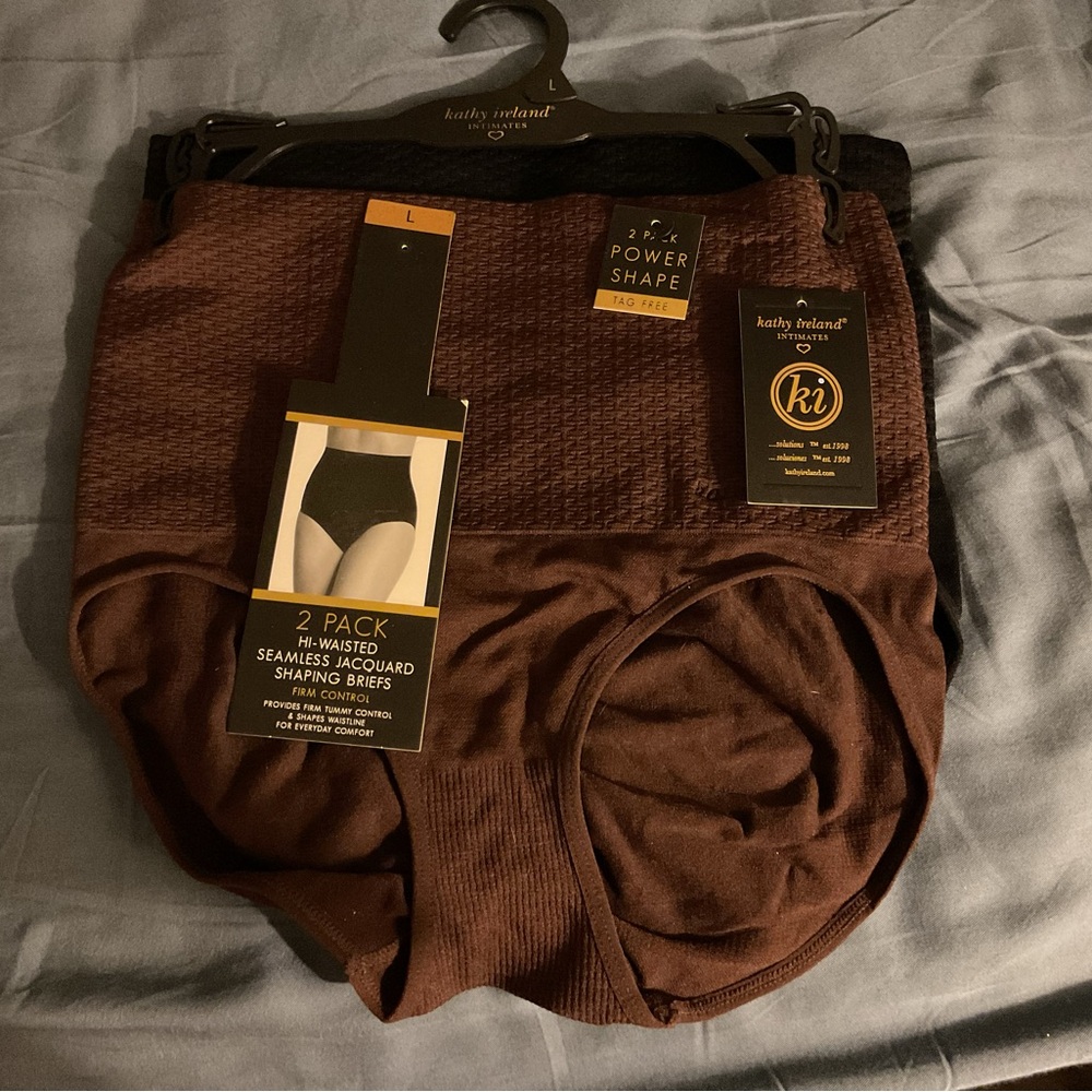 Kathy Ireland Brown and Black Seamless Briefs - 2 Pack